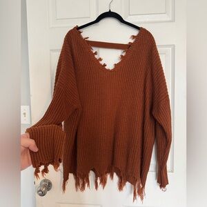 Frayed Hem V-Neck Sweater in dark Orange/Brown